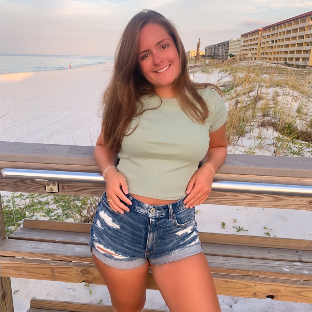 Meet your Posher, Taylor